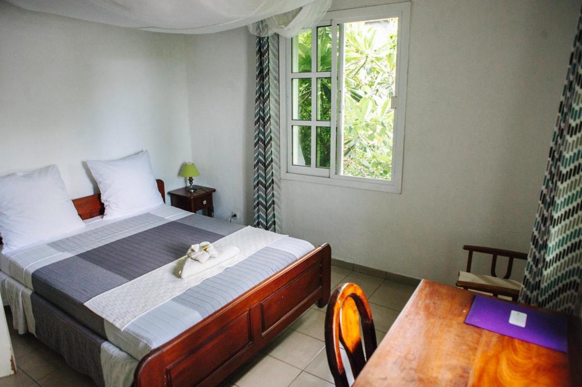 Hotel Jardin De La Paix Moroni Eksteriør billede